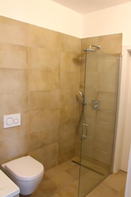 Paraderma Apartment Im Zentrum Baden Bei Wien Dış mekan fotoğraf